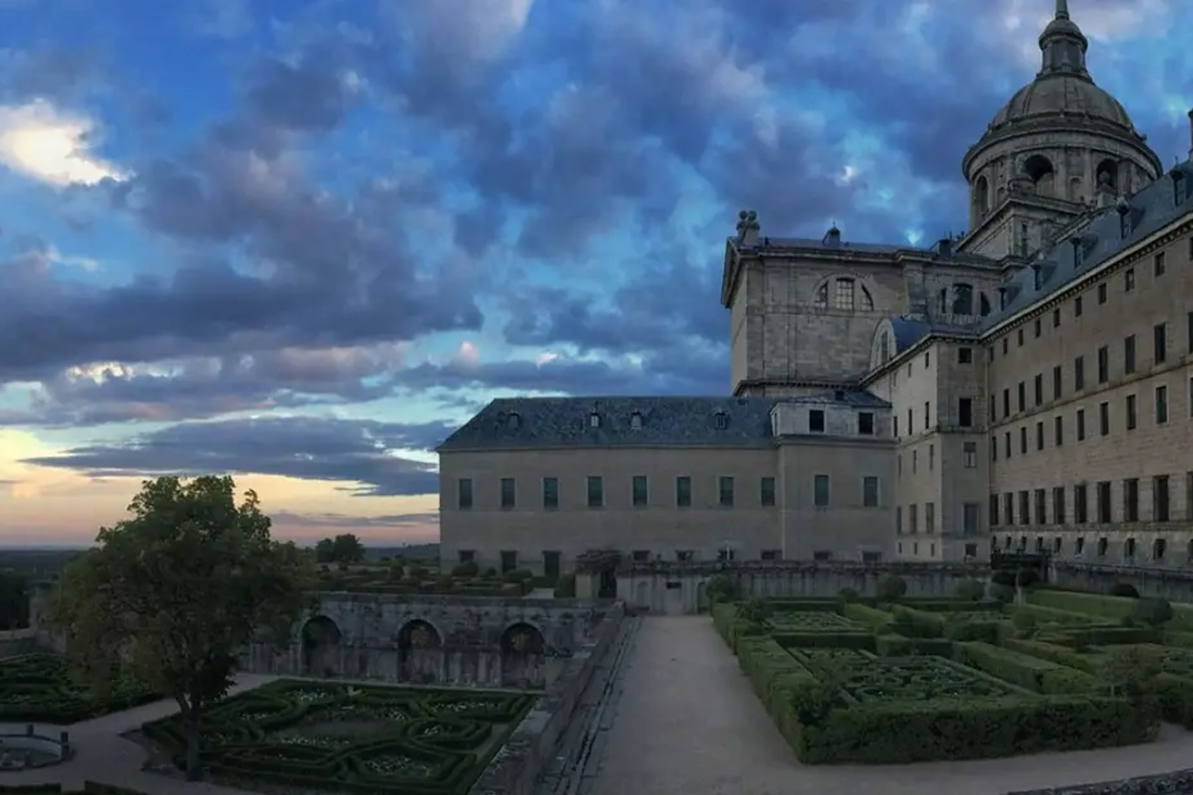 El Escorial Monastery & The Valley of the Fallen Day Tour from Madrid